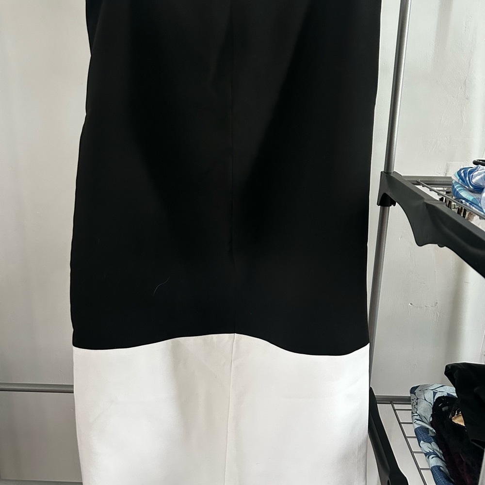 Worthington Black and White Pencil Skirt